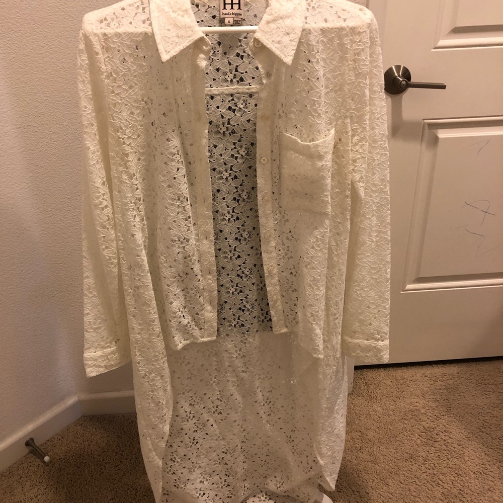 HH high low lace shirt